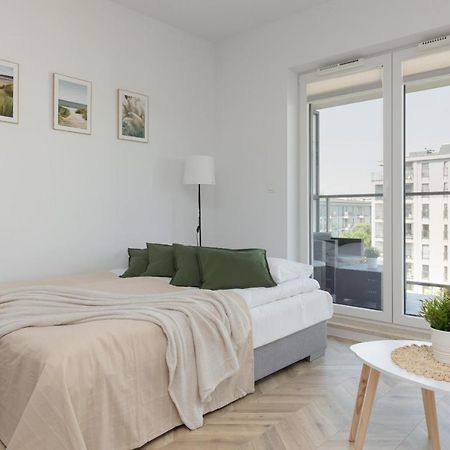 Ursus Sunny Studio For 4 Guests With Parking & Balcony By Noclegi Renters 바르샤바 외부 사진