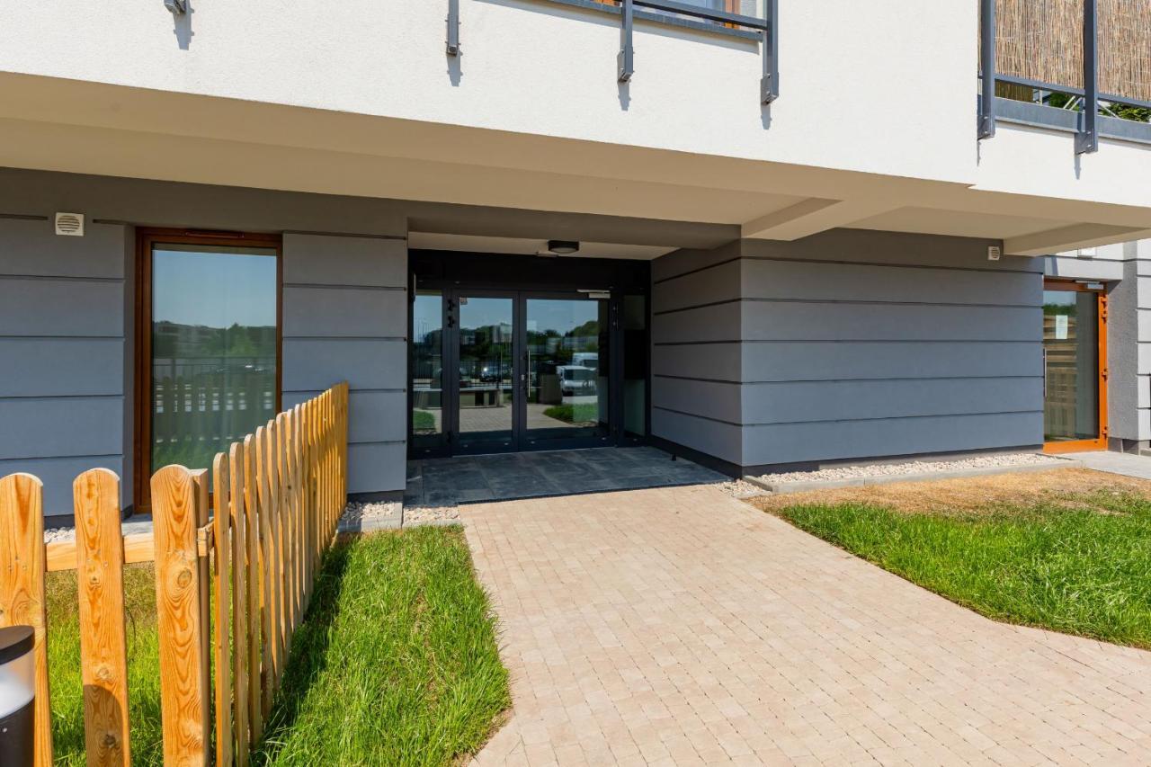 Ursus Sunny Studio For 4 Guests With Parking & Balcony By Noclegi Renters 바르샤바 외부 사진