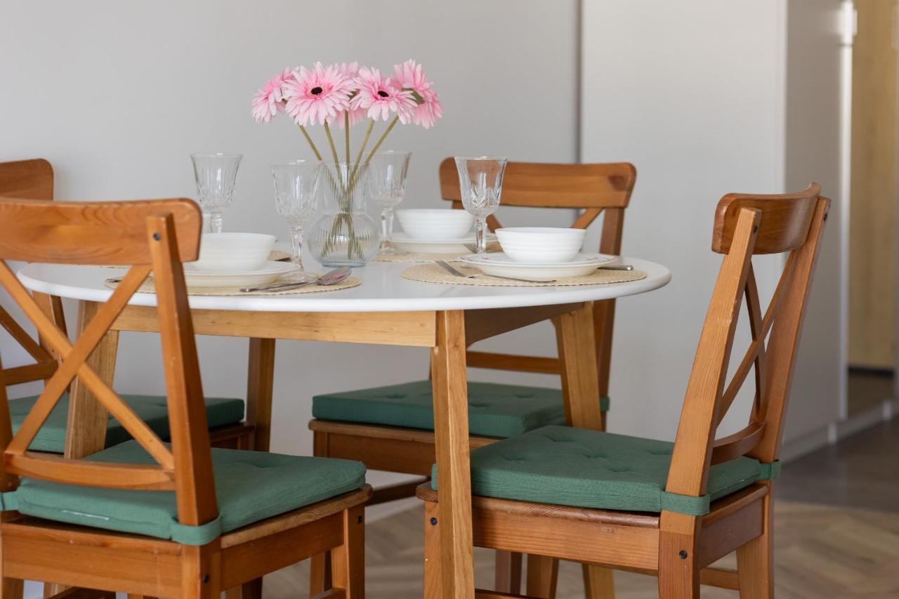 Ursus Sunny Studio For 4 Guests With Parking & Balcony By Noclegi Renters 바르샤바 외부 사진
